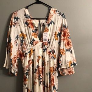 Gorgeous fall maxi dress!